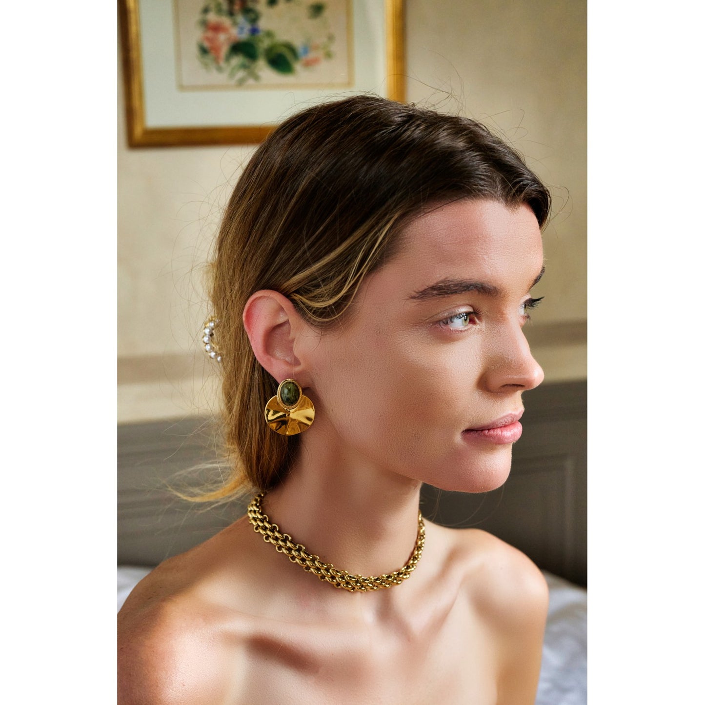 Collier Ras-du-Cou ajustable en acier inoxydable - Double Maille Croisée - or porté
